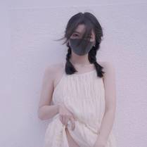 主演 穆尼亚